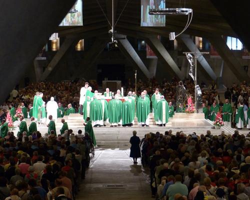 Lourdes2015_messe-internationale 26
