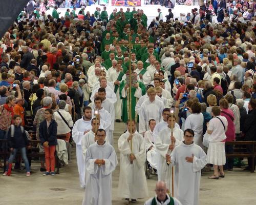 Lourdes2015_messe-internationale 29