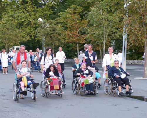 Lourdes2015_procession-mariale