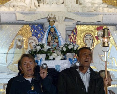 Lourdes2015_procession-mariale 35