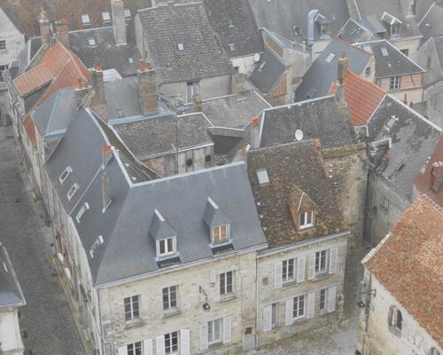 15. Vue des tours,