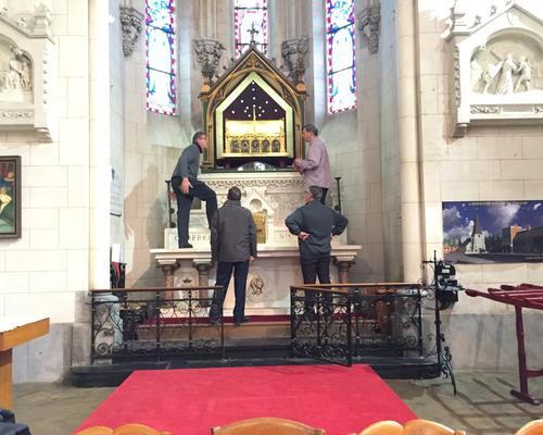 Benediction stele Nouvelle Confrerie 1 nov 2015 00