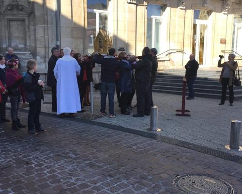 Benediction stele Nouvelle Confrerie 1 nov 2015 06