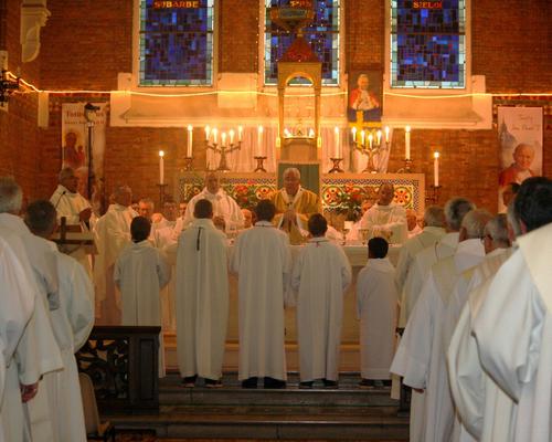 1511_Ordinations diaconales 70