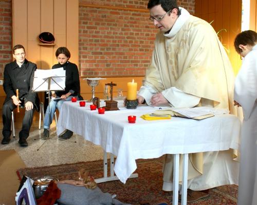 1511_Caté-messe 30