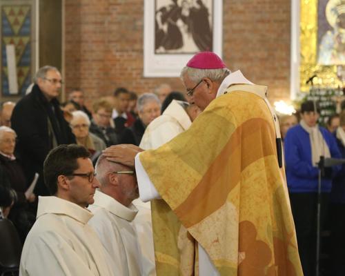 2015 11 22 Ordination Diacres (215)