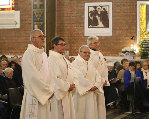 2015 11 22 Ordination Diacres (255)