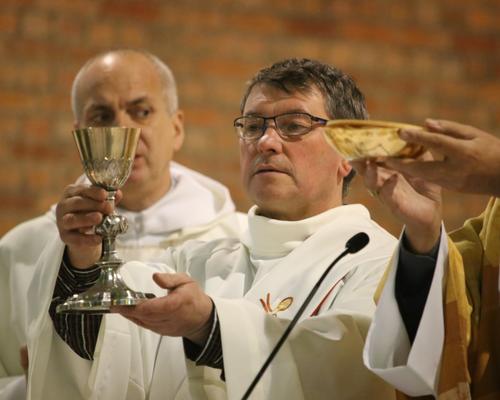 2015 11 22 Ordination Diacres (373)