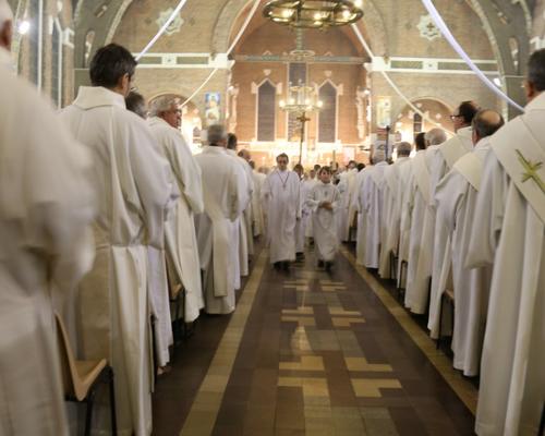 2015 11 22 Ordination Diacres (495)