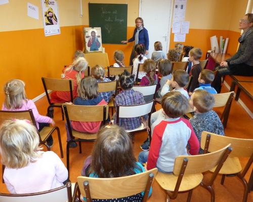 à l'école Ste Famille de Raismes