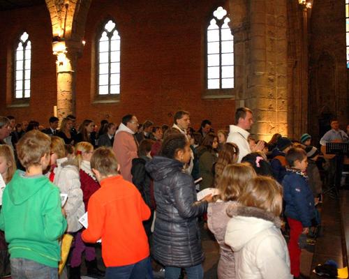 1512_Remise de Bibles 2