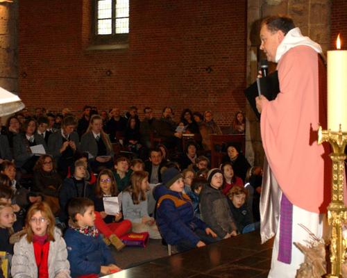 1512_Remise de Bibles 11