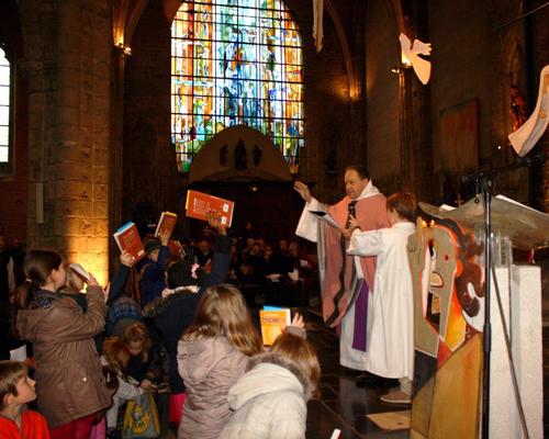 1512_Remise de Bibles 20