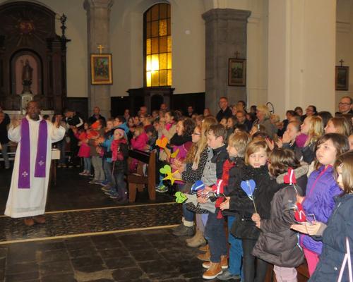 De tout leur coeur, les enfants ont réalisé coeurs et étoiles