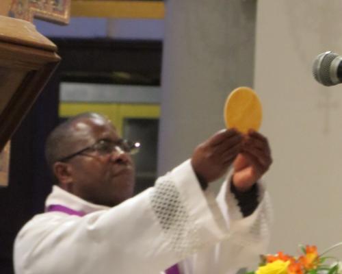 L'Eucharistie pour trouver force de dire OUI au Seigneur...