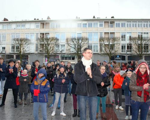 1603_Flash Mob 5