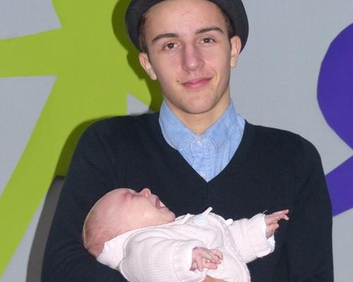 quentin, russe maître des lieux (avec son frère) , et la plus jeune des invitées qui à deux mois 1/2 en est à son 4ème rassemblement mej...dont trois in utero