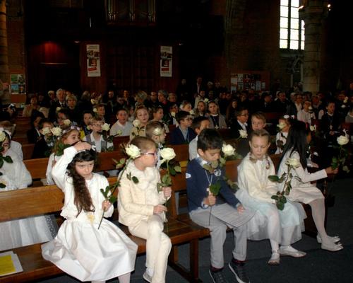 1603_1ères communions (Ecole St-Jean) 3
