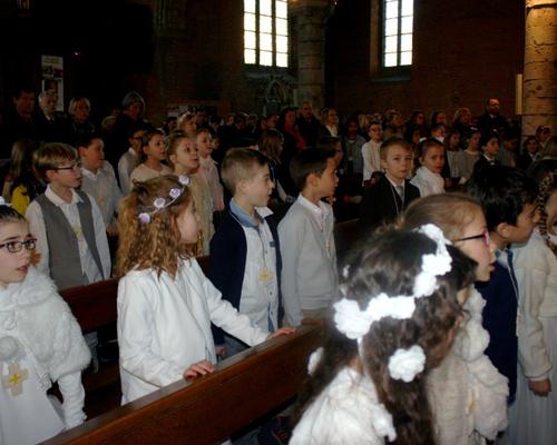 1603_1ères communions (Ecole St-Jean) 33