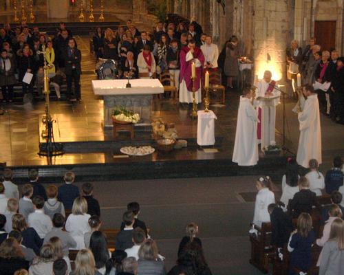 1603_1ères communions (Ecole St-Jean) 40