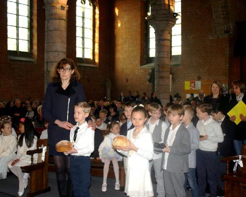 1603_1ères communions (Ecole St-Jean) 59