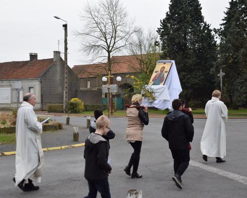 Procession icone Bon Pasteur 2 avr 2016 43