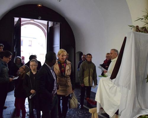 Procession icone Bon Pasteur 2 avr 2016 55