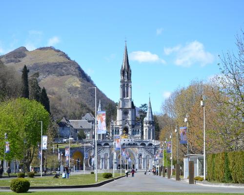 portesainte lourdes 11