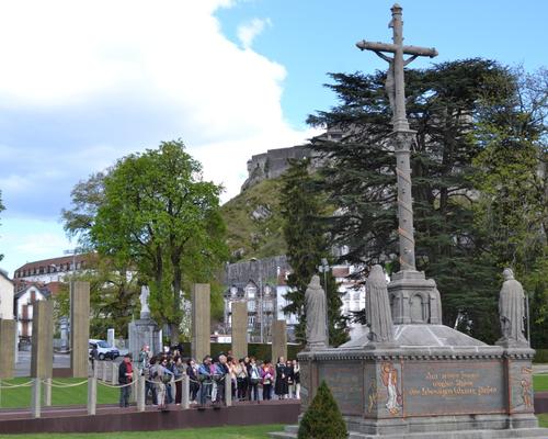 portesainte lourdes 23