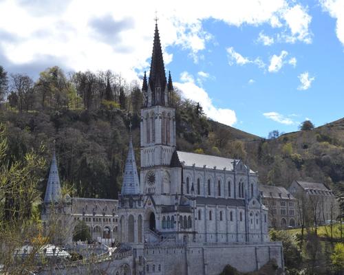LOURDES3 16