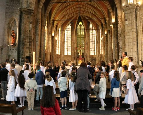 1604_1ères communions (Ecole de la Ste-Union) 56