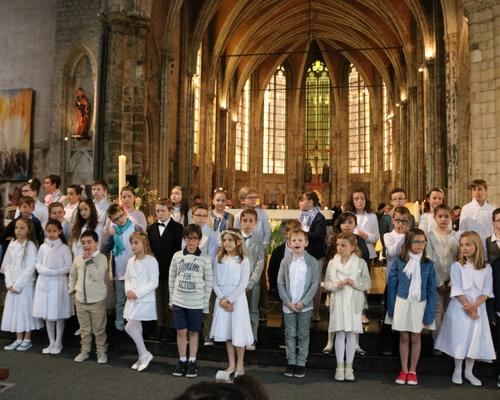 1604_1ères communions (Ecole de la Ste-Union) 60