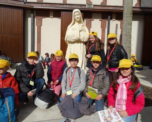 AUTOUR DE STE THERESE