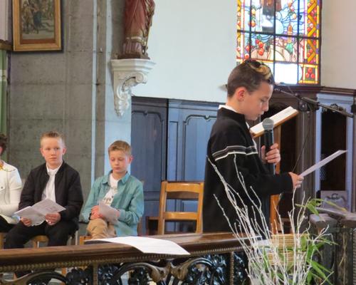 2016 Ières communions HERGNIES (11)