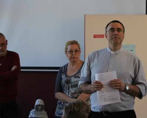 1605_Mgr Garnier rencontre les confirmands 4