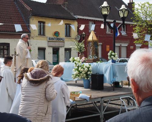 procession_NDBE_mai_2016 15