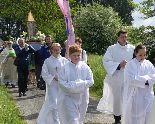 procession_messe_neuvaine_2016 7