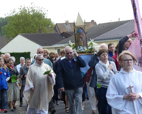 procession_messe_neuvaine_2016 13