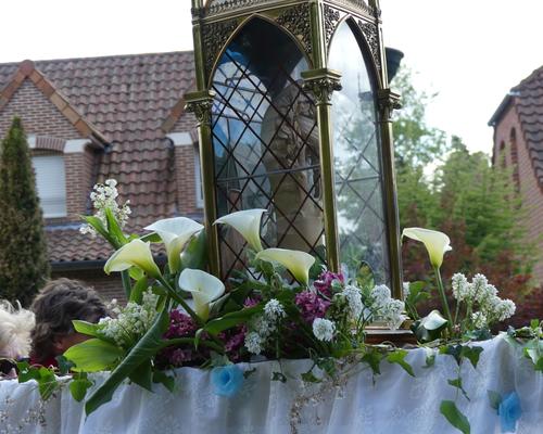 procession_messe_neuvaine_2016 16
