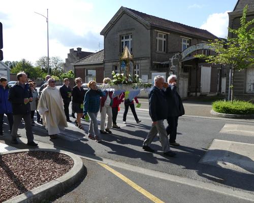procession_messe_neuvaine_2016 3