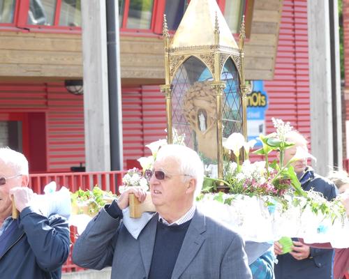procession_messe_neuvaine_2016 8
