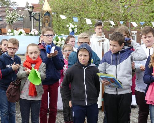 procession_messe_neuvaine_2016