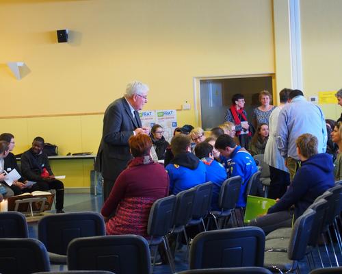 Confirmands_eveque_raismes_2016 2