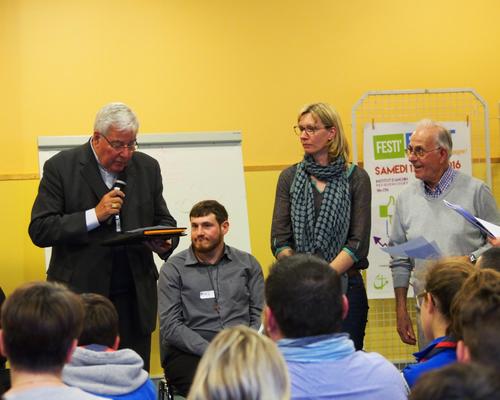 Confirmands_eveque_raismes_2016 60