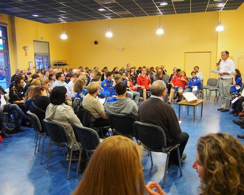 Confirmands_eveque_raismes_2016 70