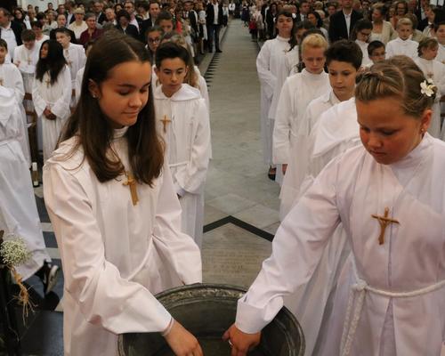 1606_Profession de foi (St-Jean Gr B) 44