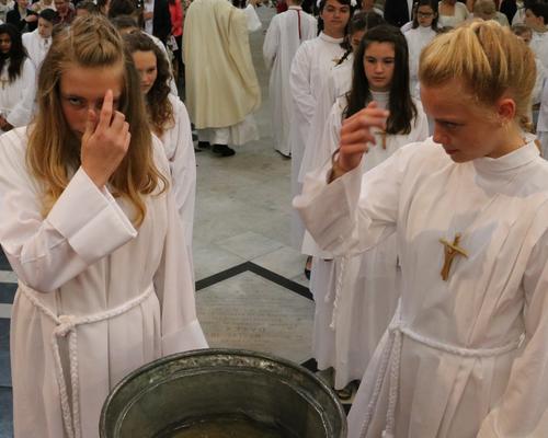 1606_Profession de foi (St-Jean Gr B) 46