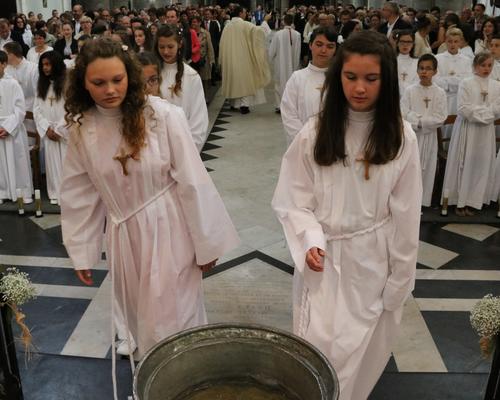 1606_Profession de foi (St-Jean Gr B) 47