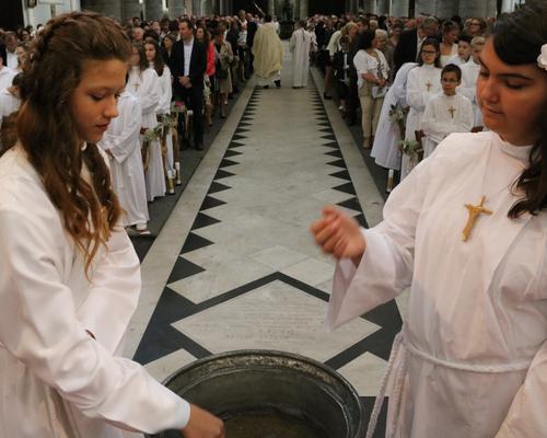 1606_Profession de foi (St-Jean Gr B) 49