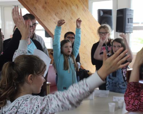 encore quelques chants avant de danser